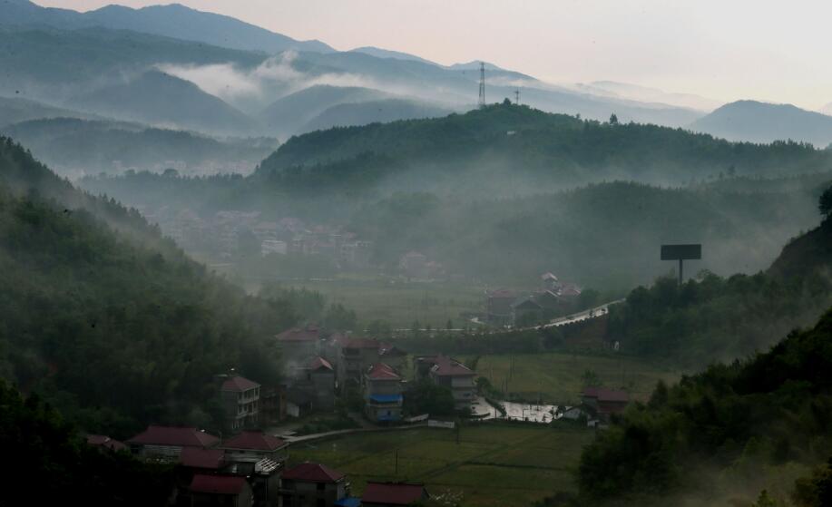 汕尾市万年县自考报名地址在哪里(图1)